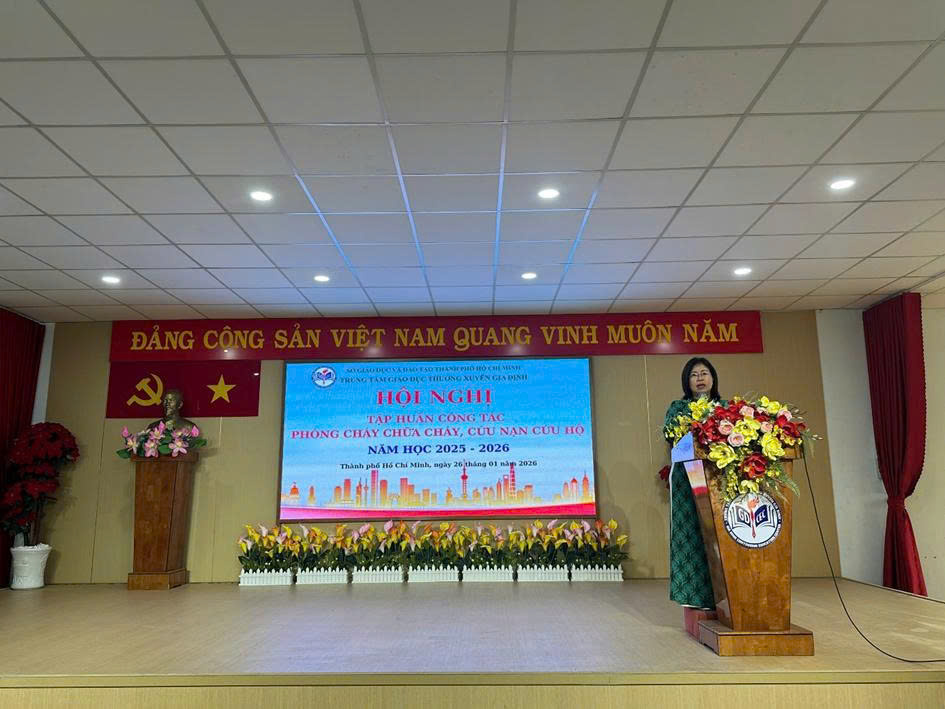 Tổ chức “Tập huấn công tác phòng cháy chữa cháy-cứu nạn, cứu hộ cho viên chức, giáo viên, học viên Trung tâm”